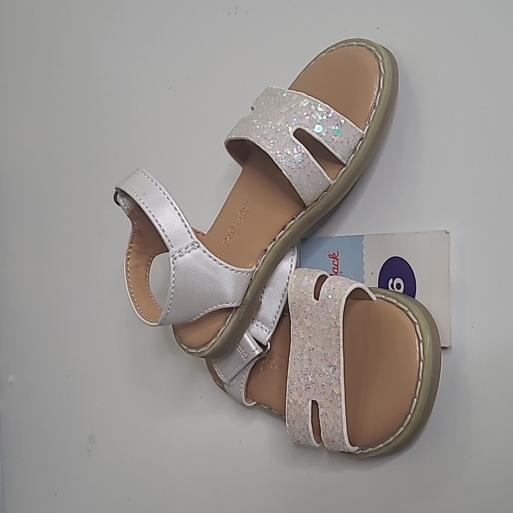 New with tags! Cat & Jack Girls size 6 sparkly glitter white Kennedy sandals